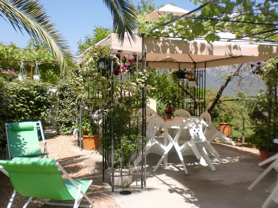Chambres d'h&ocirc;tes &agrave; Eccica Suarella en Corse : chambre 3