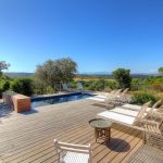 G&icirc;te &agrave; Bonifacio, le Sud Corse, labellis&eacute; G&icirc;tes de France : la piscine