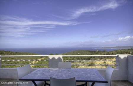 Gite à Coti-Chiavari, Grand Ajaccio, Corse du Sud, labellisé Gites de France : la terrasse Gîte n°23691 Coti-Chiavari - Corse - Gite à Coti-Chiavari, Grand Ajaccio, Corse du Sud, labellisé Gites de France : la terrasse