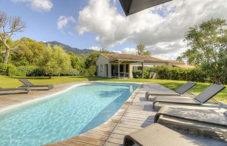 G&icirc;te n&deg;23492 Porto-Vecchio - Corse - Gite &agrave; Porto-Vecchio, Sud Corse, Corse du Sud, labellis&eacute; Gites de France : la piscine