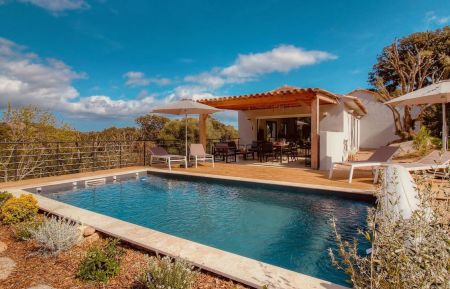 G&icirc;te n&deg;25922 Sotta - Corse - G&icirc;te &agrave; Sotta, le Sud Corse, labellis&eacute; G&icirc;tes de France : la piscine