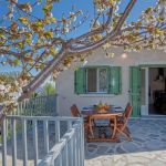 G&icirc;te &agrave; Loreto di Casinca, Grand Bastia, Haute-Corse, labellis&eacute; G&icirc;tes de France : la terrasse