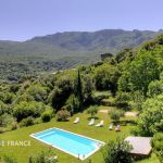 G&icirc;te &agrave; Sisco, Grand Bastia, Haute-Corse, labellis&eacute; G&icirc;tes de France : la piscine commune