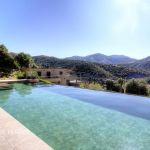 Gite &agrave; Tralonca, Centre Corse, Haute Corse, labellis&eacute; Gites de France : la piscine commune