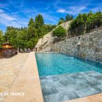 G&icirc;te &agrave; Costa, Balagne, Haute-Corse, labellis&eacute; G&icirc;tes de France : la piscine commune