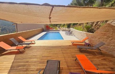 G&icirc;te n&deg;22261 Sart&egrave;ne - Corse - Gite &agrave; Sart&egrave;ne, le Grand Valinco, Corse du Sud, labellis&eacute; G&icirc;tes de France : la piscine commune