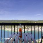 G&icirc;te &agrave; Bonifacio, le Sud Corse, labellis&eacute; G&icirc;tes de France : le balcon