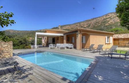 G&icirc;te n&deg;20612 Afa - Corse - Gite &agrave; Afa, Le Grand Ajaccio, Corse du Sud, Labellis&eacute; G&icirc;tes de France : la maison et la piscine