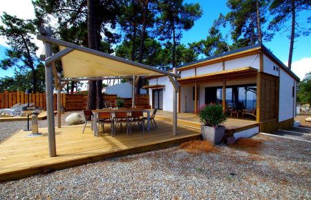Chalet/Bungalow64255 Ghisonaccia - Corse - Gite &agrave; Ghisonaccia, C&ocirc;te-Orientale, Haute-Corse, labellis&eacute; Gites de France : la terrasse