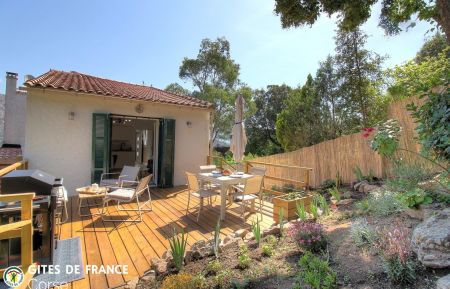 G&icirc;te n&deg;28841 Alata - Corse - gite-28841-alata-grand-ajaccio-corse-du-sud-labellis&eacute;-gite-de-france- la terrasse