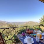 Maison d'hôtes à Nessa, Balagne, Haute-Corse, labellisé Gîtes de France : la terrasse Maison d'hôtes à Nessa, Balagne, Haute-Corse, labellisé Gîtes de France : la terrasse