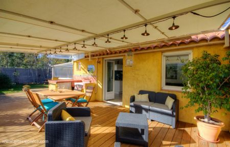G&icirc;te n&deg;60631 Calenzana - Corse - G&icirc;te &agrave; Calenzana, Balagne, Haute-Corse, labellis&eacute; G&icirc;tes de France : la terrasse