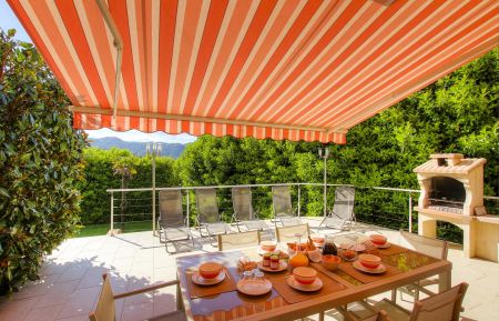 G&icirc;te n&deg;19932 Santa-Maria-Sich&eacute; - Corse - G&icirc;te &agrave; Sainte-Marie-Sicche, le Grand Valinco : la terrasse