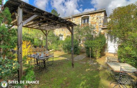 G&icirc;te n&deg;28562 Sart&egrave;ne - Corse - photo