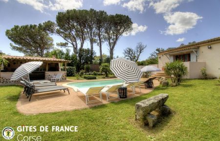 G&icirc;te n&deg;23021 Porto-Vecchio - Corse - G&icirc;te &agrave; Porto-Vecchio, le sud Corse, labellis&eacute; G&icirc;tes de France : l?acc&egrave;s &agrave; la piscine