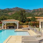 Gites-28401-porto-vecchio-sud-corse-corse-du-sud-labellis&eacute;-gite-de-france-la terrasse et sa piscine