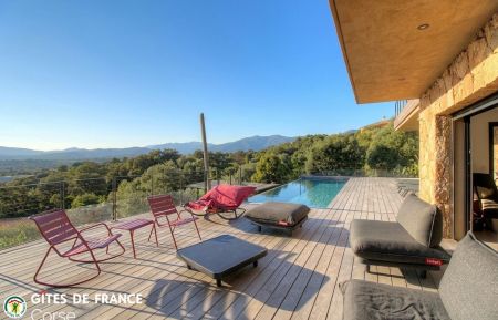 G&icirc;te n&deg;28711 Sainte lucie de porto vecchio - Corse - G&icirc;te-28711-sainte-lucie-de-porto-vecchio-sud-corse-corse-du-sud-labellis&eacute;-g&icirc;tes-de-france-la terrasse