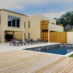 G&icirc;te &agrave; Lumio, Balagne, Haute-Corse, labellis&eacute; G&icirc;tes de France : la piscine commune