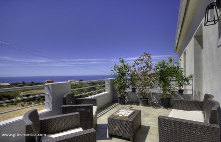 Gite à Coti Chiavari en Corse du Sud terrasse coté chambre vue mer Golfe de Propriano Gîte n°22812 Coti-Chiavari - Corse - Gite à Coti Chiavari en Corse du Sud terrasse coté chambre vue mer Golfe de Propriano