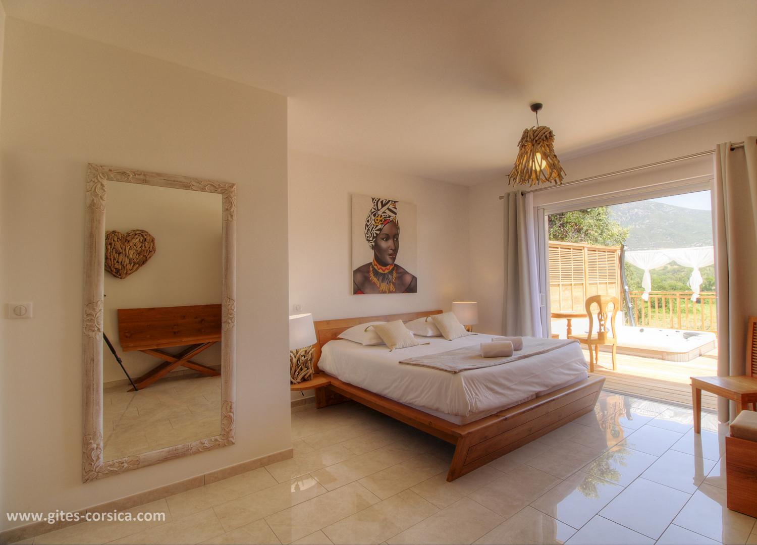 Chambres d'hôtes à Sarrola Carcopino, Le Grand Ajaccio, Corse du Sud, labellisé Gîtes de France : la chambre 5 photo 34