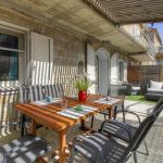 Gite à Monacia d'Aullène, Corse du Sud, labellisé Gîtes de France : la terrasse Gite à Monacia d'Aullène, Corse du Sud, labellisé Gîtes de France : la terrasse
