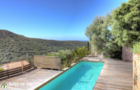 G&icirc;te n&deg;61433 Santa-Reparata-di-Balagna - Corse - G&icirc;te &agrave; Santa Reparata di Balagna, Balagne, Haute-Corse, labellis&eacute; G&icirc;tes de France : la piscine commune