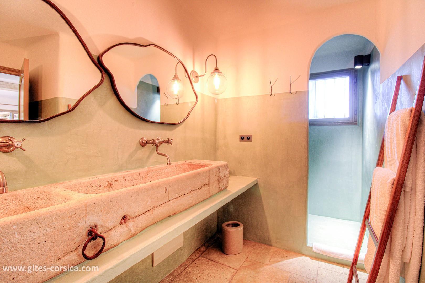 chambre-d'hote-17281-porto-vecchio-corse-du-sud-labellisé-gite-de-france-la suite Caratoggio photo 30