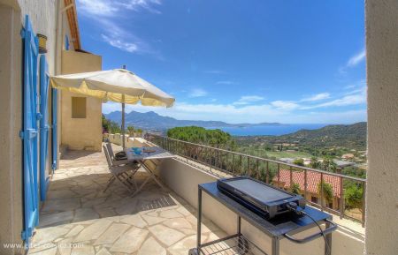 G&icirc;te n&deg;63081 Lumio - Corse - G&icirc;te &agrave; Lumio, Balagne, Haute-Corse, labellis&eacute; G&icirc;tes de France : la terrasse