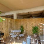 G&icirc;te &agrave; San Giuliano, C&ocirc;te Orientale, Haute-Corse, labellis&eacute; G&icirc;tes de France : la terrasse